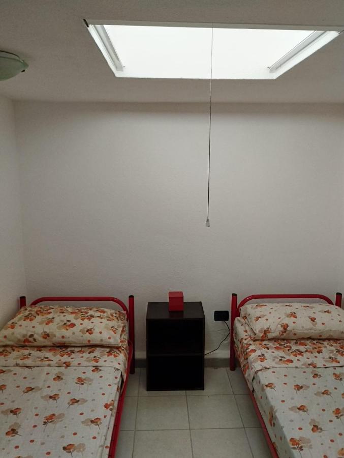 Casa Vacanze Cettina Home 3 Mt 50 Dal Mare Terra Mala Esterno foto